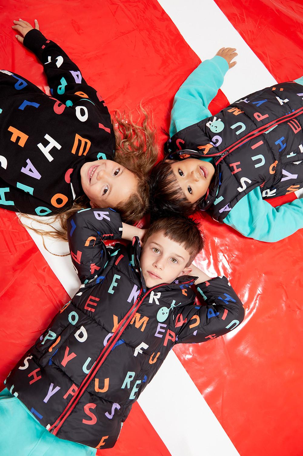 Ropa c moda infantil unisex de colores Primark